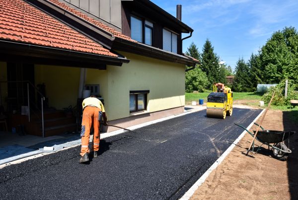 Cost of Blacktopping Service in West Palm Beach
