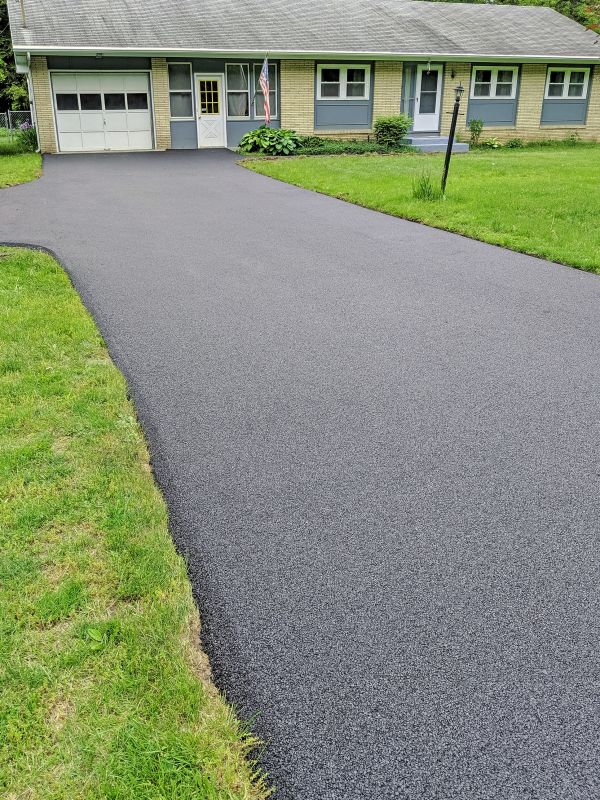Residential Asphalt Driveway Maintenance
